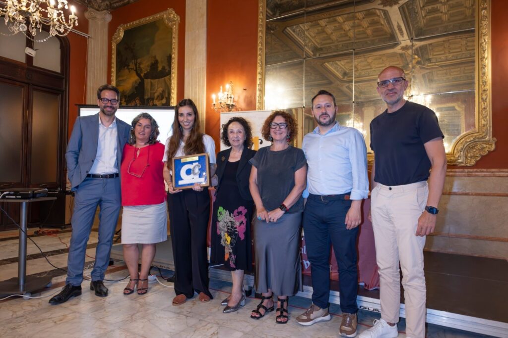 MIRIAM PARRA DETALLA LA DOCUMENTACIÓN RECOGIDA SOBRE NUESTRAS SALINAS  EN LA BAJA EDAD MEDIA