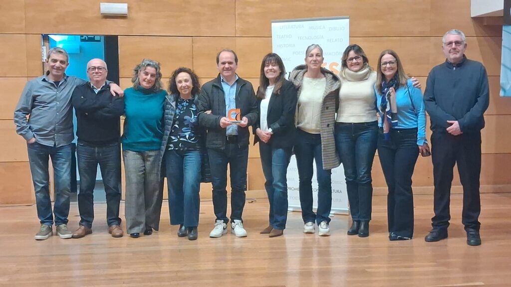 PEDRO ALFARO GARCÍA IMPARTE UNA CLASE MAGISTRAL DE GEOLOGÍA CON LA REFERENCIA DEL TERREMOTO